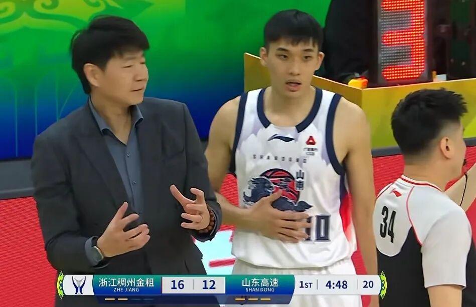 pg电子游戏官网-晋级四强！山东男篮1分险胜浙江 陈林坚19+6+关键三分球 吴前14+5